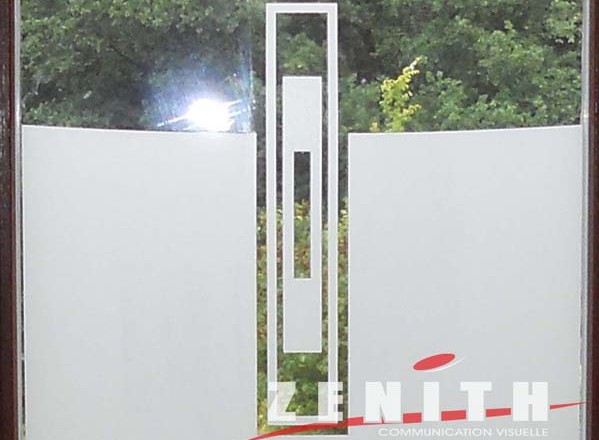 Glass Decor, film “effet sablé”, pare vue “effet sablé” ou “effet givré”, Décoration de vitre, pour commerçants et particuliers, Zénith Communication Visuelle, Lettrage – Image, Enseignes, VItres effet sablé, Décors, Illustration, Havay, Quévy, Mons, Hainautt, Bruxelles, Soignies, La louvière, Namur, Charleroi, Tournai, Liège, Wallonie